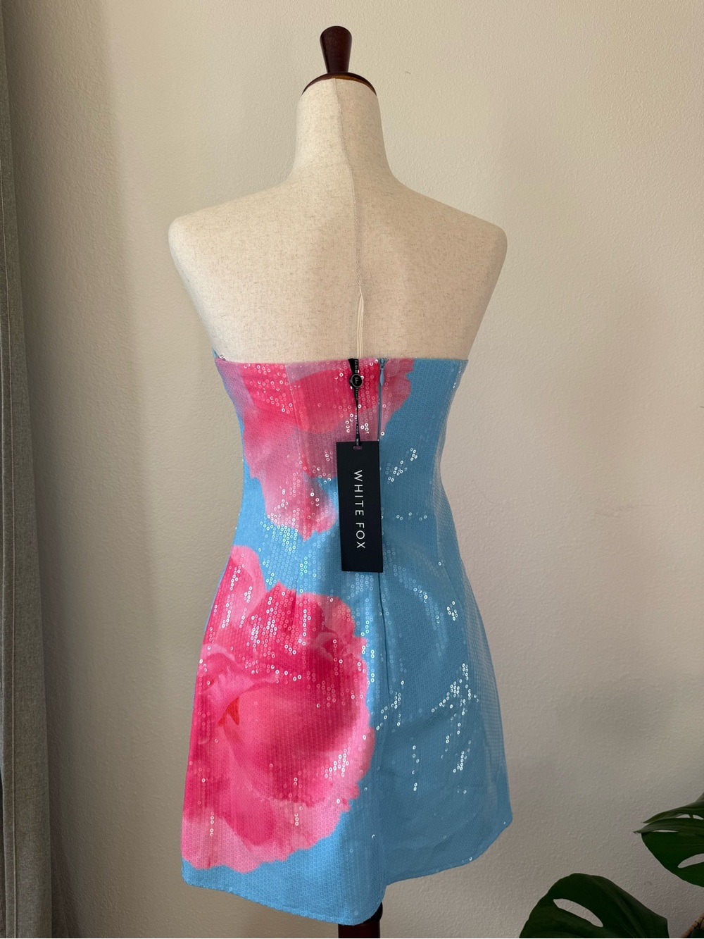WHITE FOX - Make Up My Mind Mini Dress Baby Blue Sequin - Picture 2 of 4
